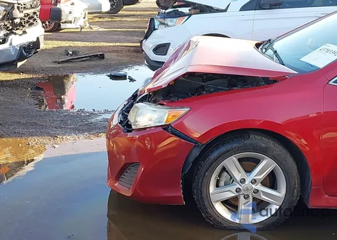 2014 Toyota Camry Se из США, поврежденный, VIN 4T1BF1FK2EU735581